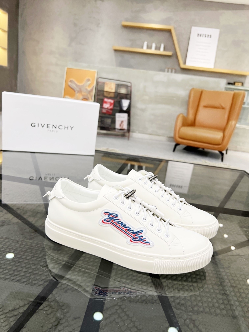 Givenchy Sneakers